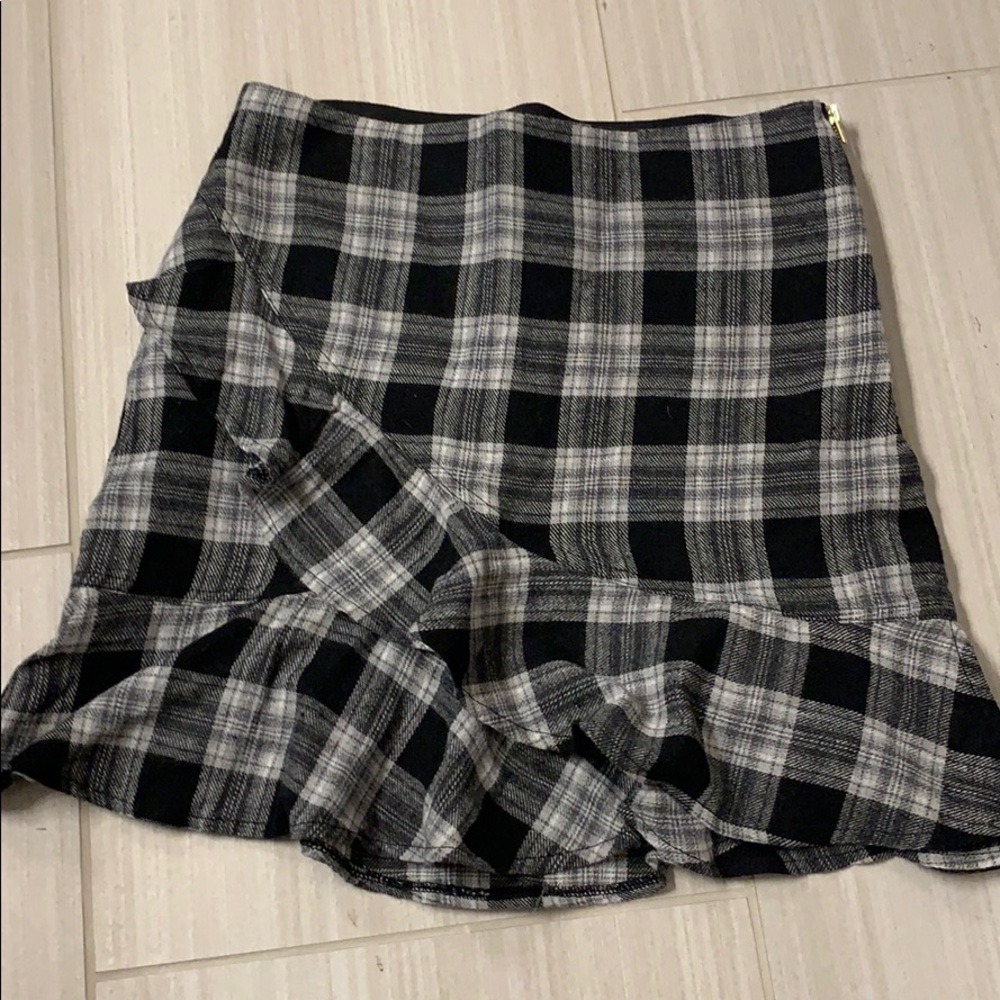 Girls plaid skirt